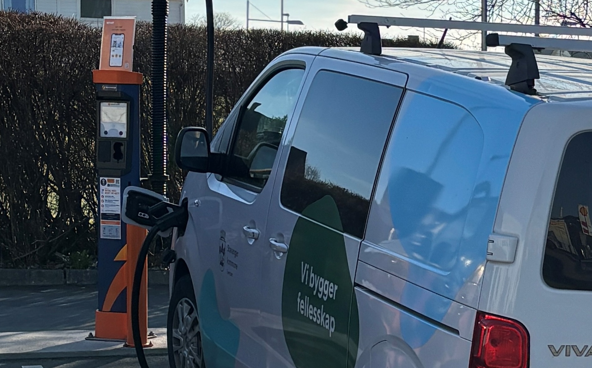 Bedrifter kan få støtte til elbilader