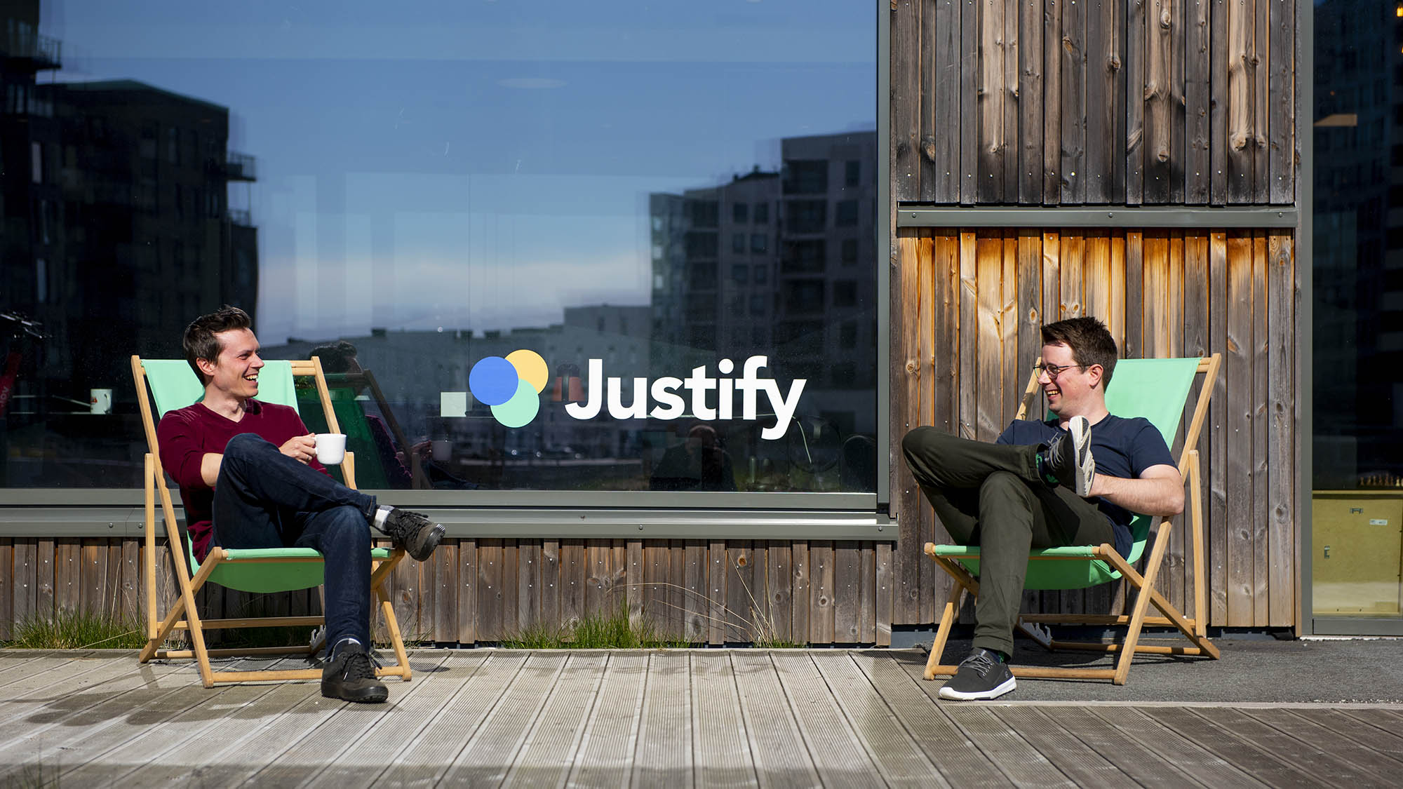 Tilgjengeliggjør juridiske tjenester for privatpersoner