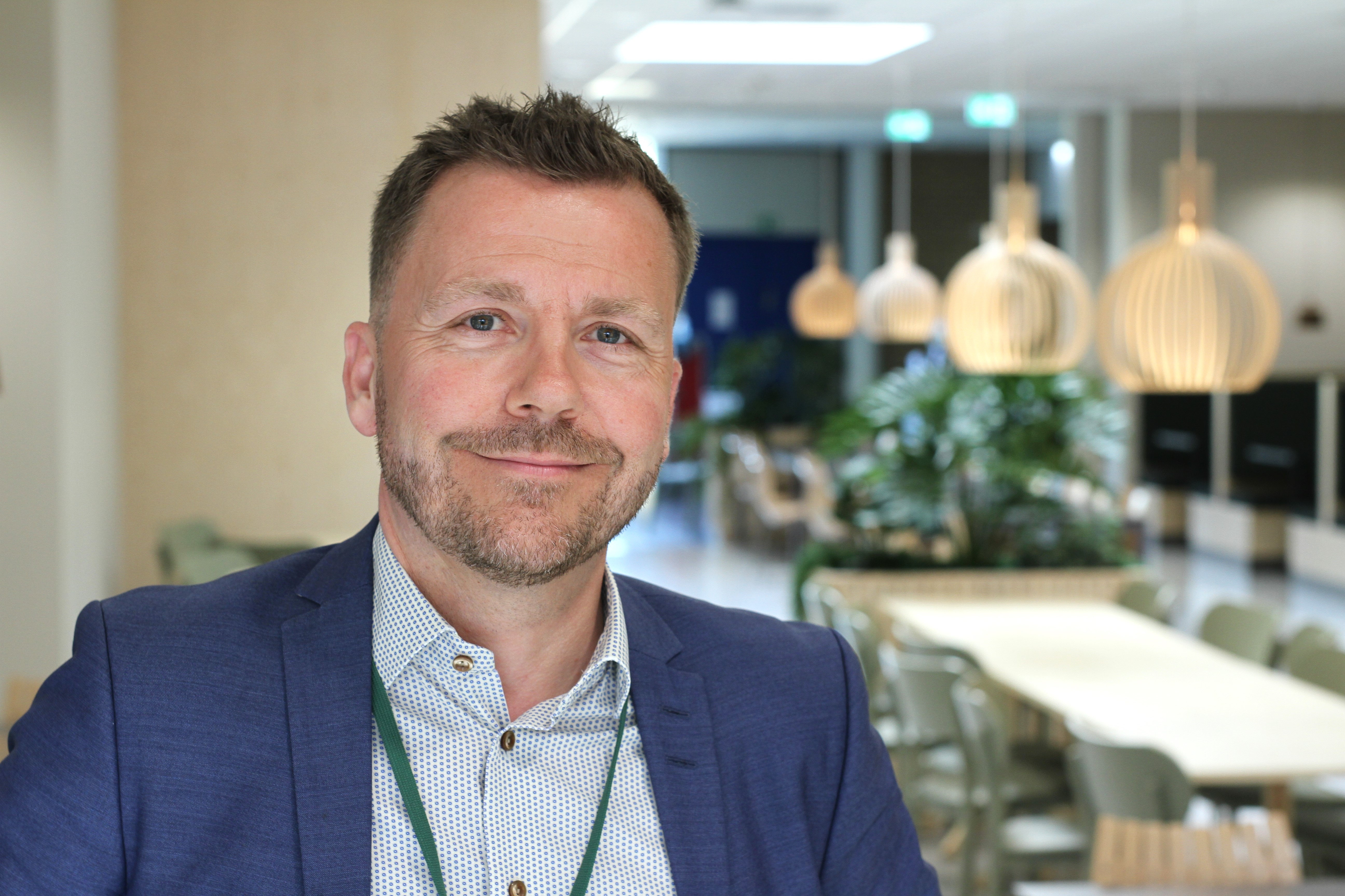 Erik Kvia Hansen - Lyse Marked